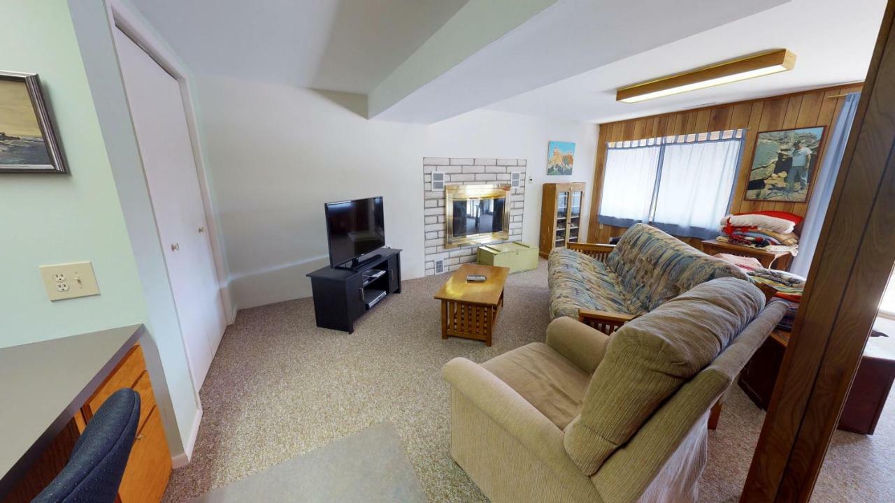 Hideout Ft Abajo 2 Bedroom Cabin, Stunning Views, Secluded! Monticello Bagian luar foto